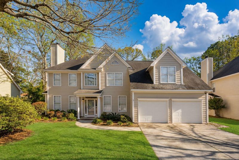 2730 Seastrand Ln, Mount Pleasant, SC 29466