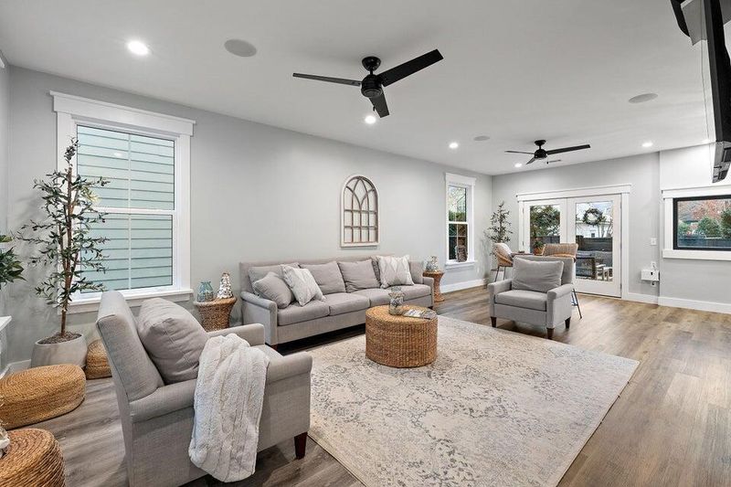 3034 Baltimore St, Charleston, SC 29492