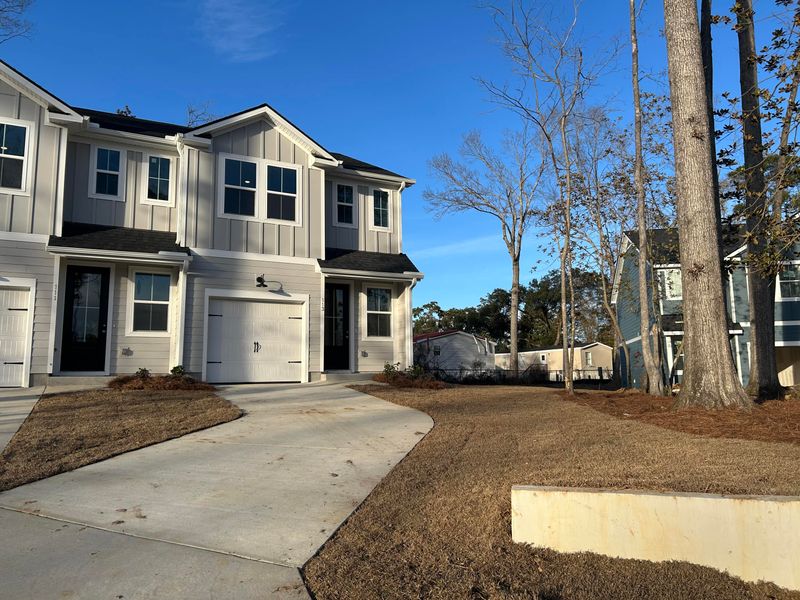 113 Berry Shoals Dr, Summerville, SC 29485