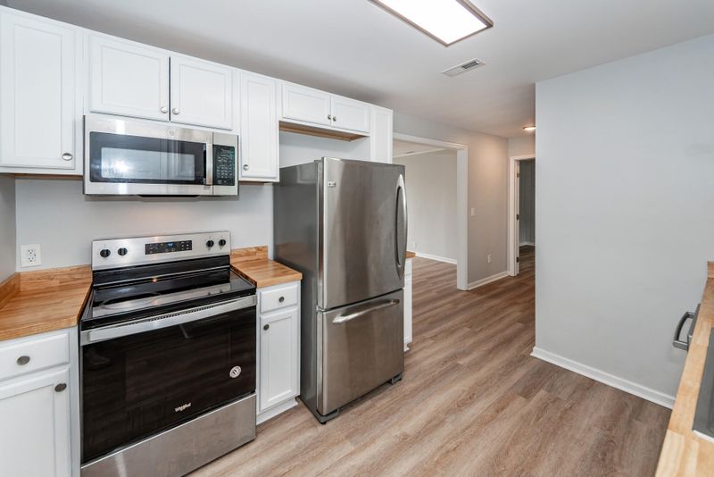 2209 Odessa St, Charleston, SC 29405