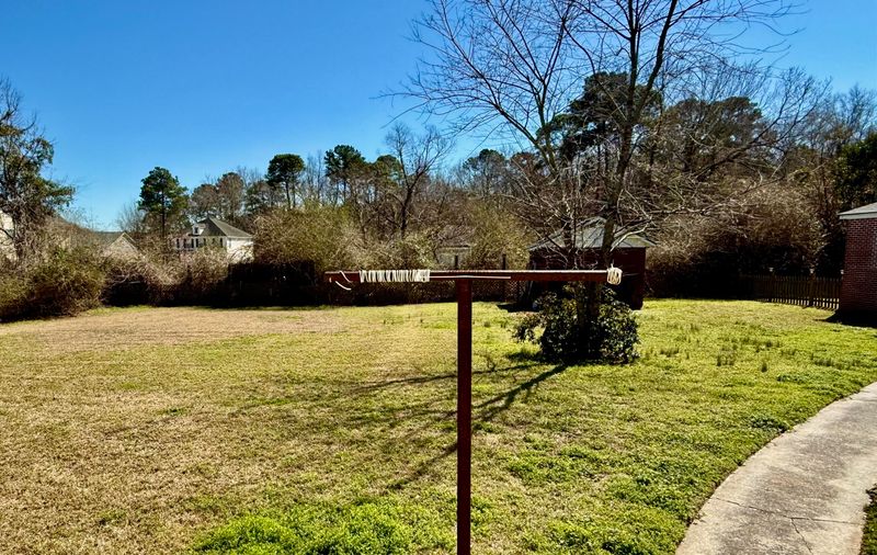 8934 Powell Rd, North Charleston, SC 29406