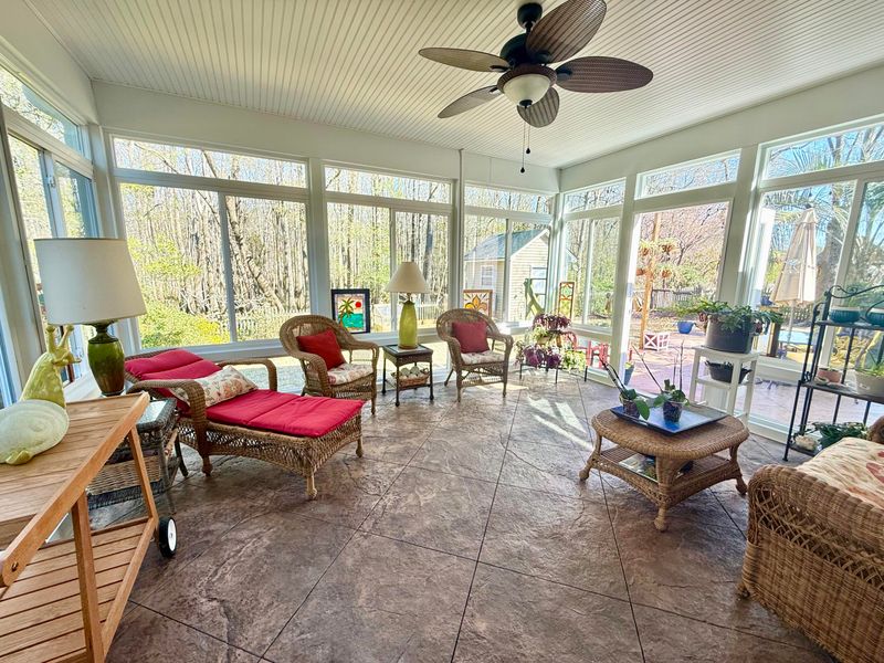 112 Clearview Cir, Goose Creek, SC 29445