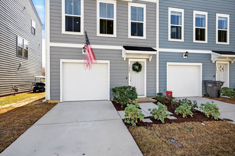 1243 Tice Ln, North Charleston, SC 29405