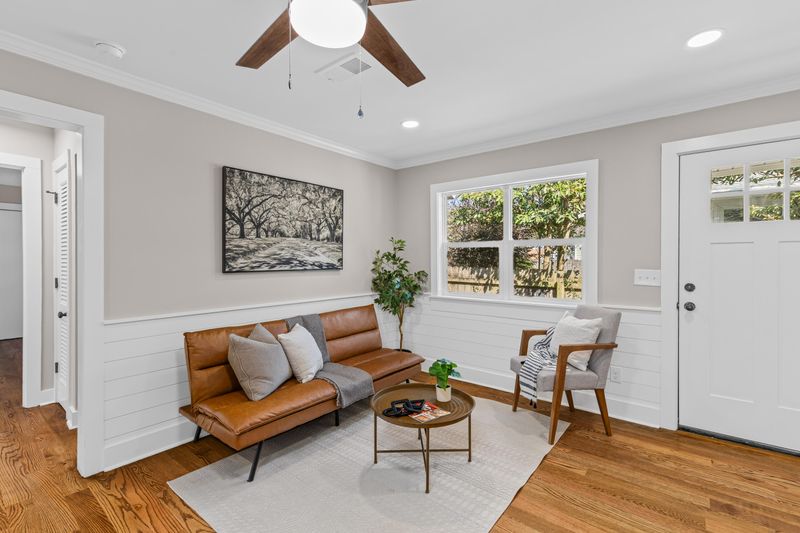 210 Live Oak Ave, Charleston, SC 29407