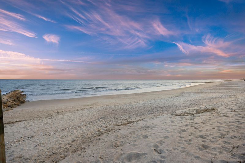 309 Palmetto Blvd, Edisto Island, SC 29438