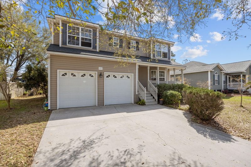 1037 Clearspring Dr, Charleston, SC 29412
