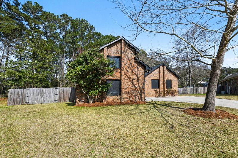 104 Derby Ct, Goose Creek, SC 29445