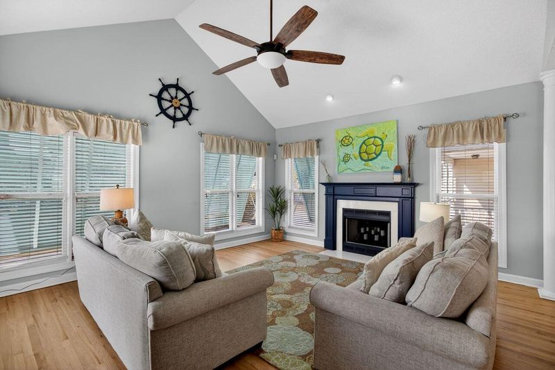 1534 Privateer Dr, Mount Pleasant, SC 29464