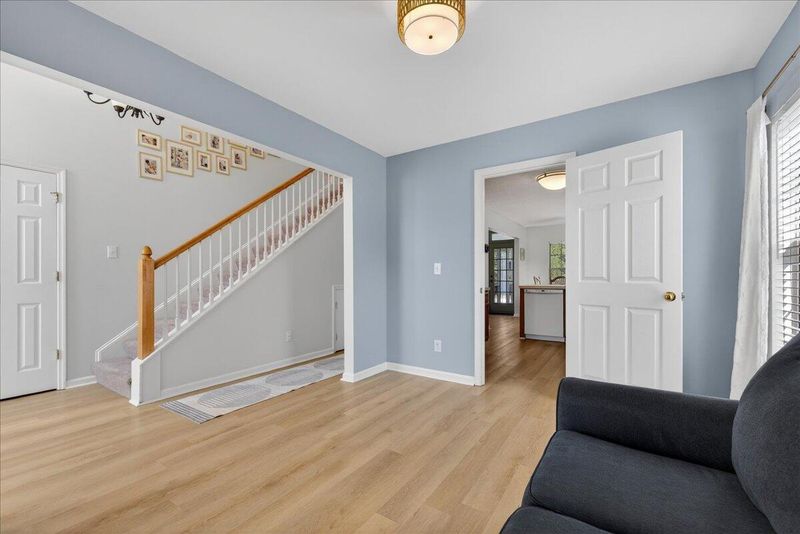 103 Rockdale Ln, Goose Creek, SC 29445