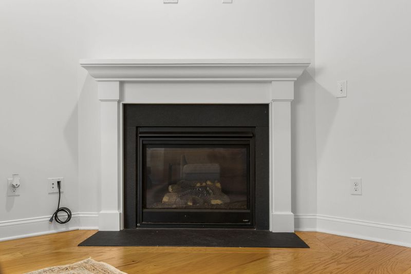 1624 Prince Edward St, Mount Pleasant, SC 29466