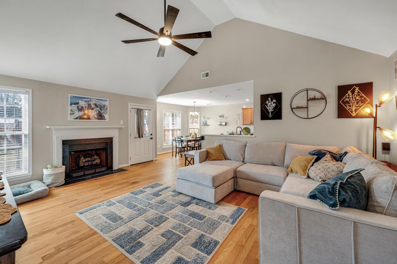 725 Bunkhouse Dr, Charleston, SC 29414