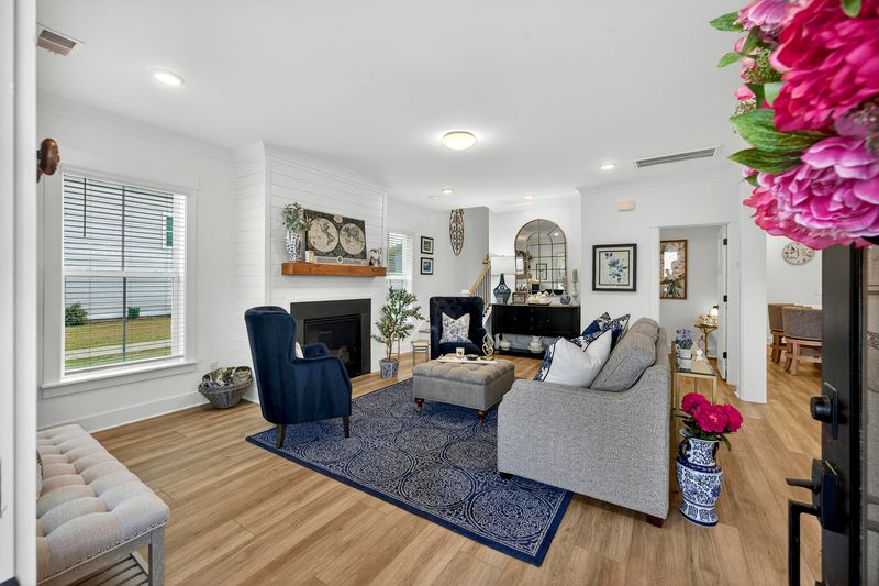 106 Pine Waters Ln, Summerville, SC 29483