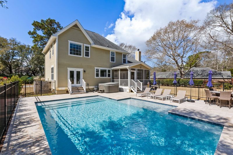 1309 National Dr, Mount Pleasant, SC 29466