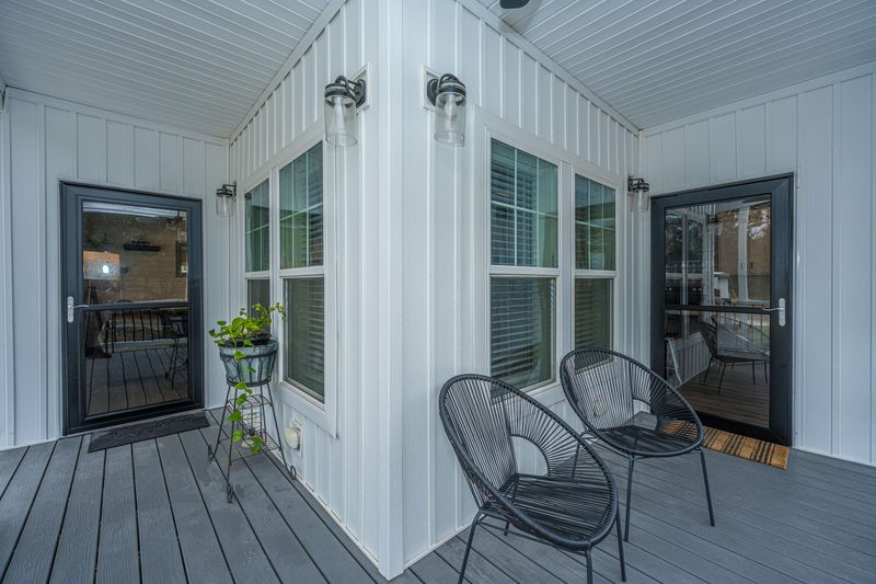 164 Albacore Rd, Bonneau, SC 29431