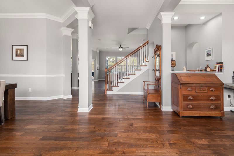 201 N Ladd Ct, Charleston, SC 29492