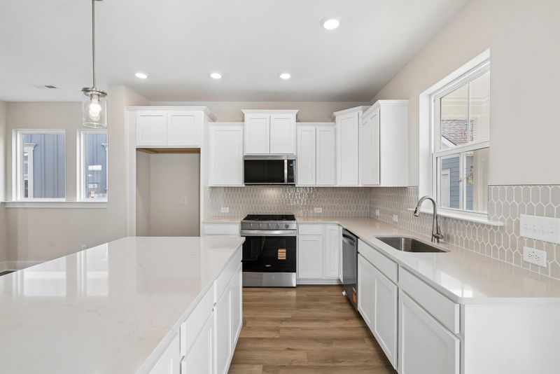 535 Ivy Green Ln, Summerville, SC 29486