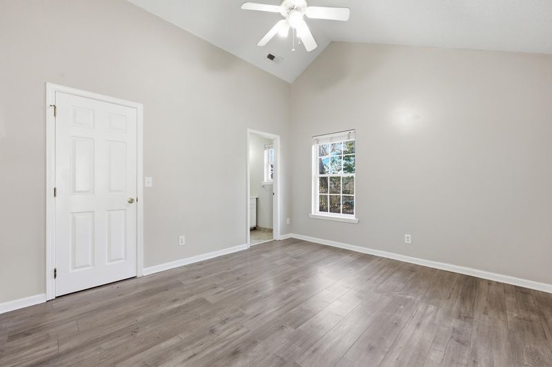 4937 Nesbitt Ave, North Charleston, SC 29405
