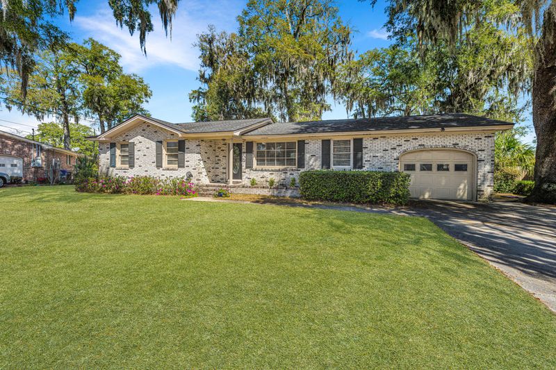 5310 Helene Dr, North Charleston, SC 29418
