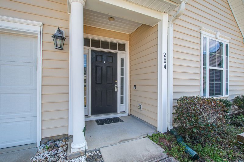 204 Palmetto Village Cir, Moncks Corner, SC 29461