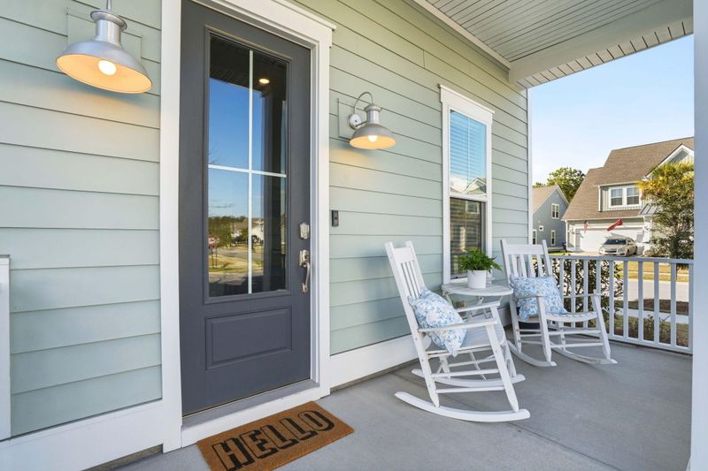 511 N Commodore Way, Summerville, SC 29483