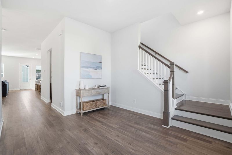 511 N Commodore Way, Summerville, SC 29483