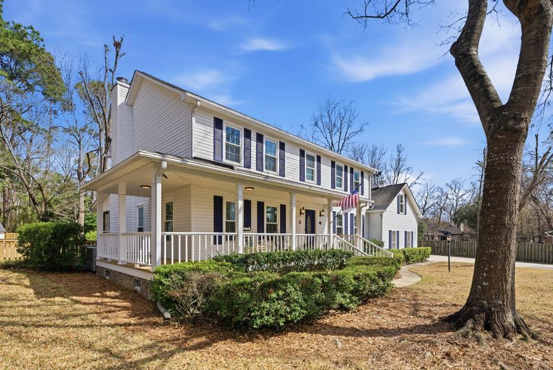 110 Brighton Ct, Goose Creek, SC 29445