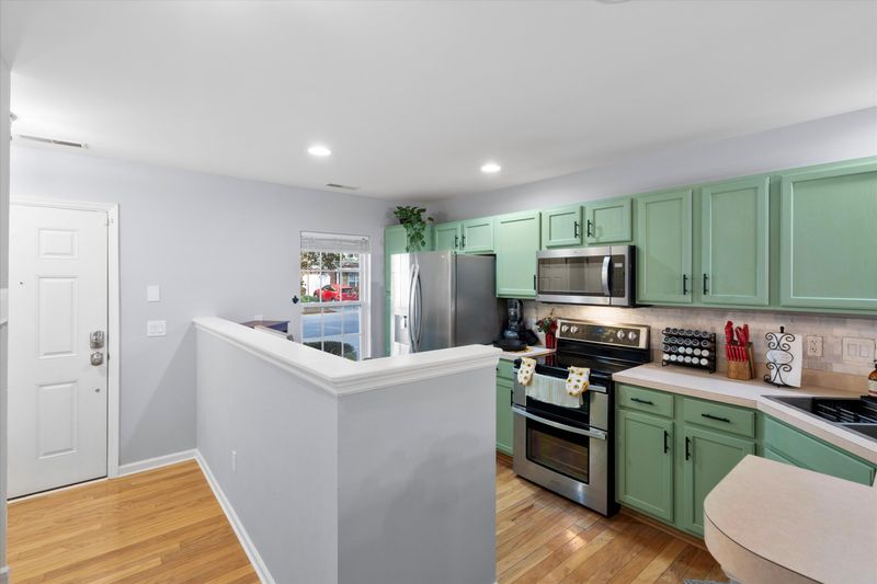 8741 Grassy Oak Trl, North Charleston, SC 29420