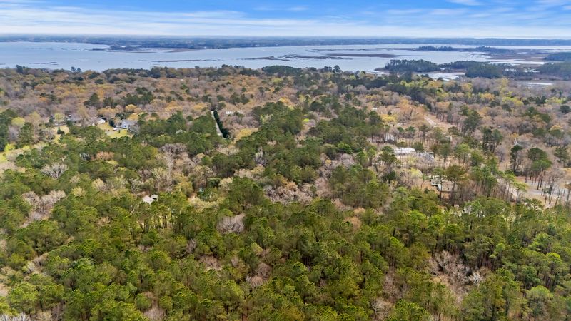 4c Sebago Rd, Meggett, SC 29449