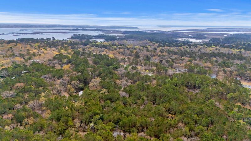 4c Sebago Rd, Meggett, SC 29449