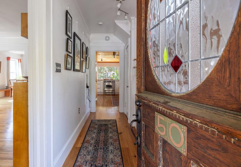 50 Dunnemann Ave, Charleston, SC 29403