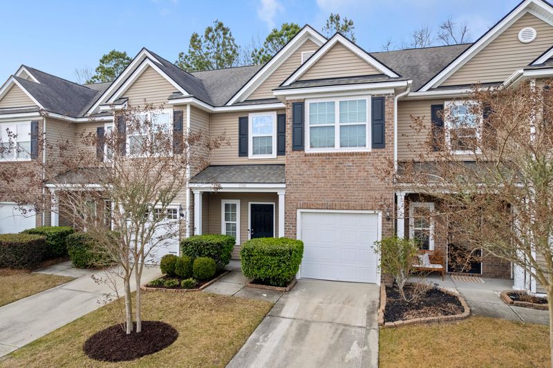 1086 Bennington Dr, Charleston, SC 29492