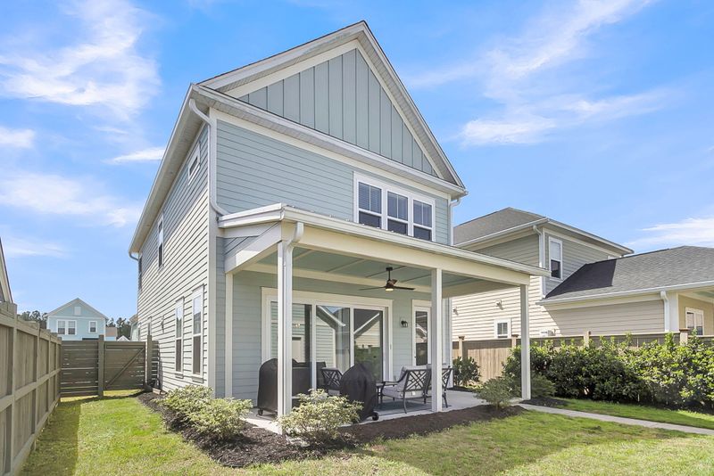 608 Blueway Ave, Summerville, SC 29486
