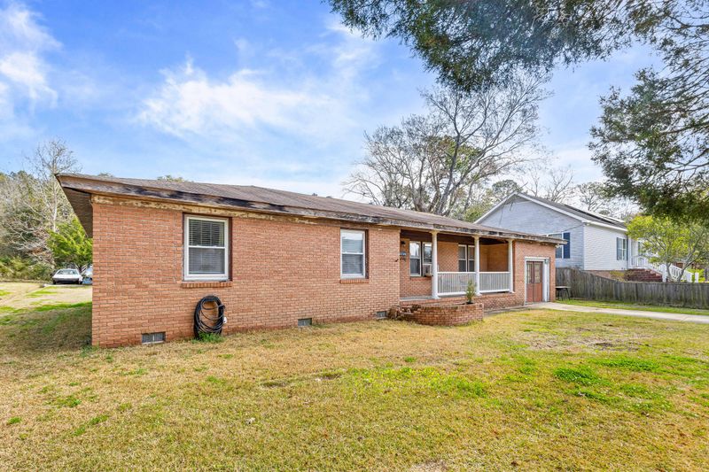 4744 Holbird St, North Charleston, SC 29405