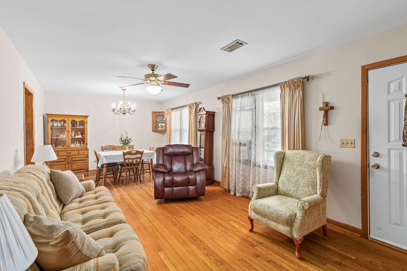 4744 Holbird St, North Charleston, SC 29405