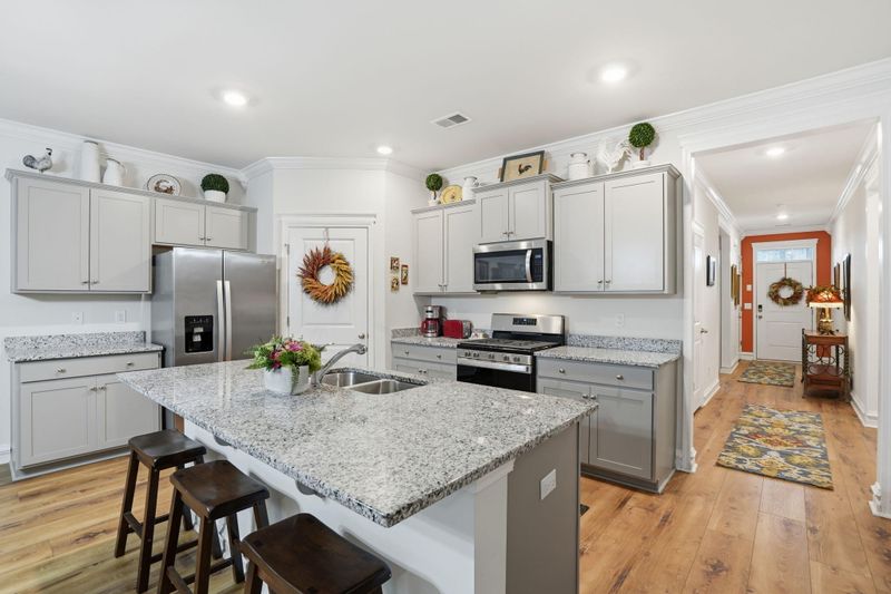 122 Oakwood Blvd, Summerville, SC 29486