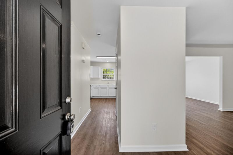 250 White St, Moncks Corner, SC 29461