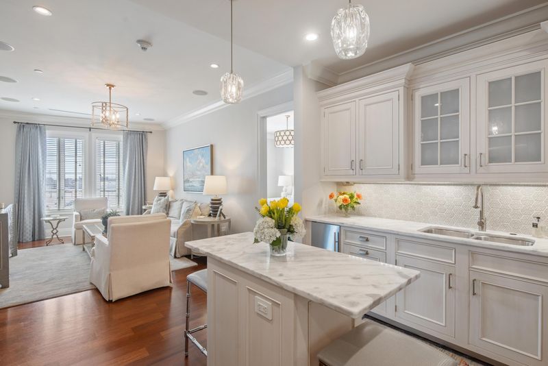 2 Laurens St #4d, Charleston, SC 29401