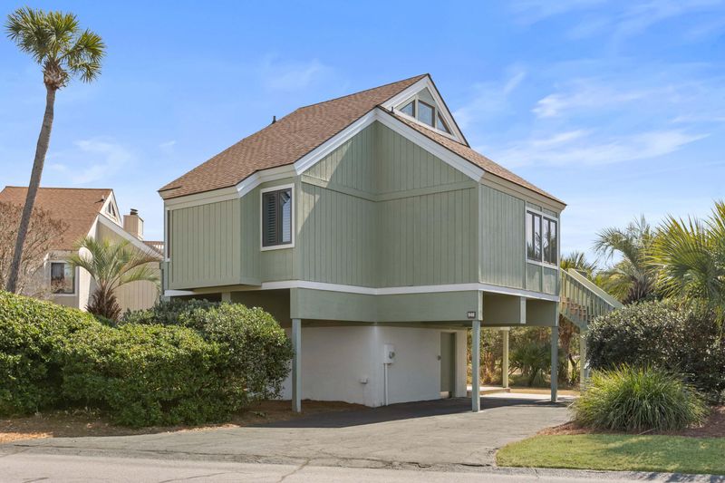 948 Sealoft Villa Dr, Seabrook Island, SC 29455