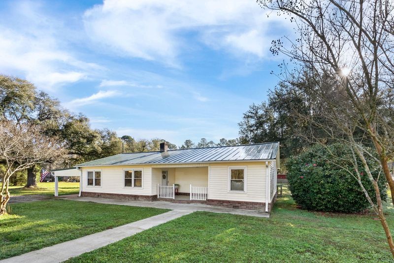 122 George Ln, Bonneau, SC 29431