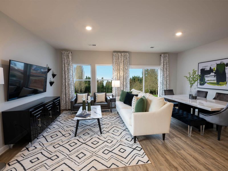 207 Brook Run Dr, Moncks Corner, SC 29461
