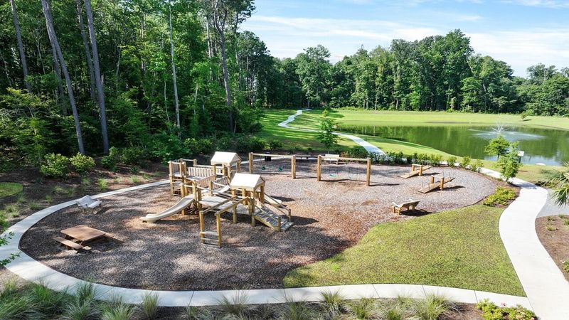 211 Blue Haw Dr, Moncks Corner, SC 29461