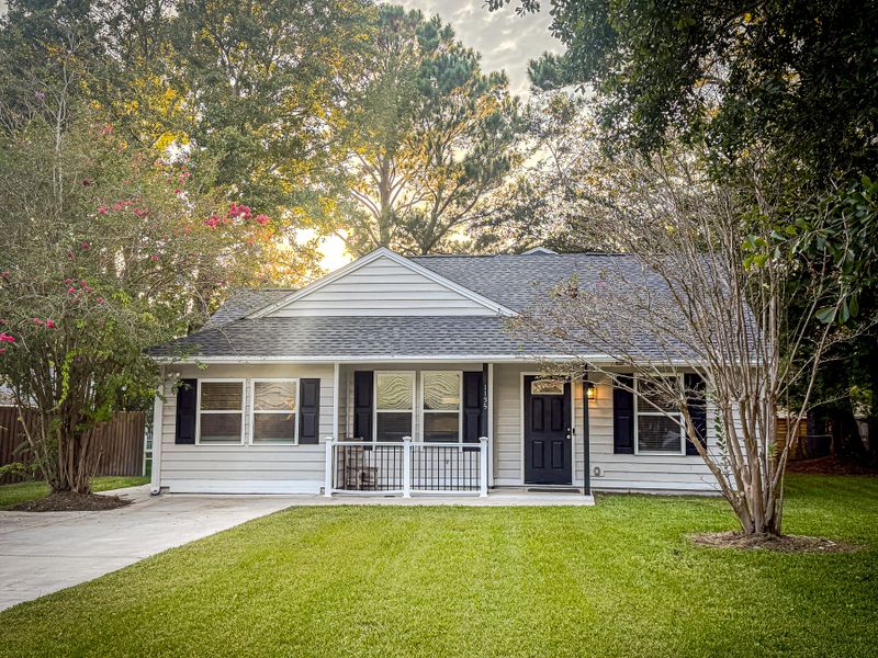 1135 Bellwood Rd, Charleston, SC 29412