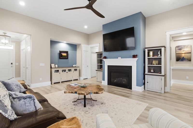 153 Collared Dove Ct, Summerville, SC 29483