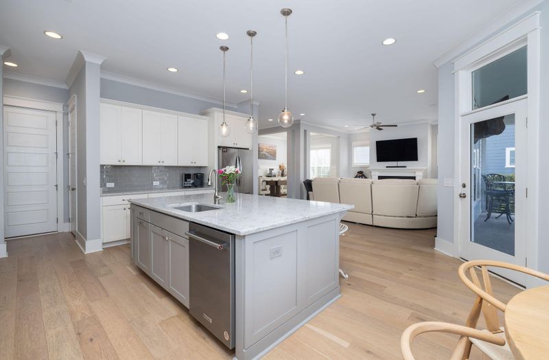 2337 Brackish Dr, Mount Pleasant, SC 29466