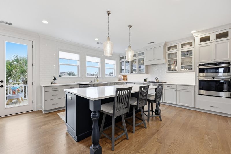 1578 Red Tide Rd, Mount Pleasant, SC 29466