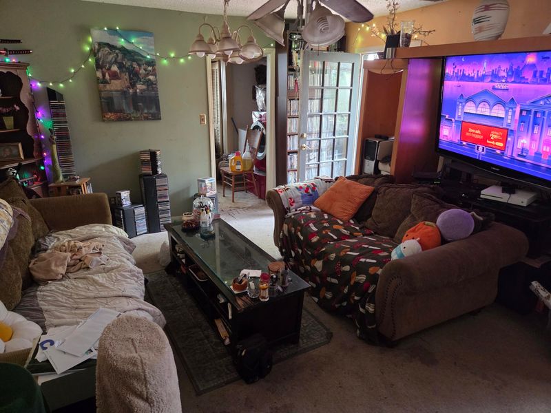 1128 Hillman St, Charleston, SC 29412