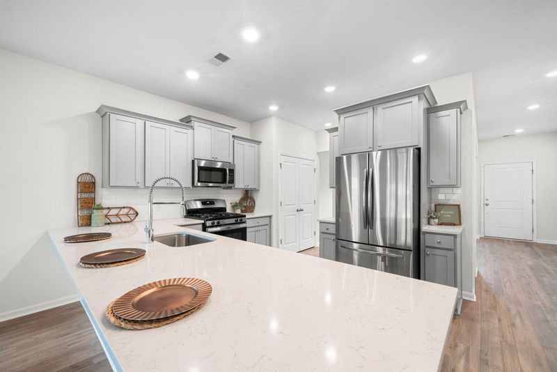 111 Haverhill St, Summerville, SC 29486