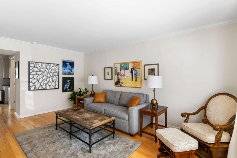 12 George St #B6, Charleston, SC 29401