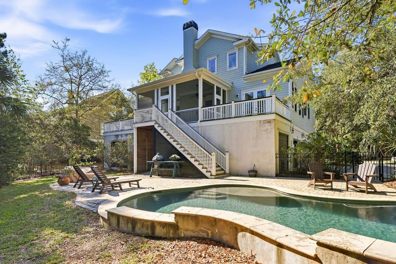 2216 Beckenham Dr, Mount Pleasant, SC 29466