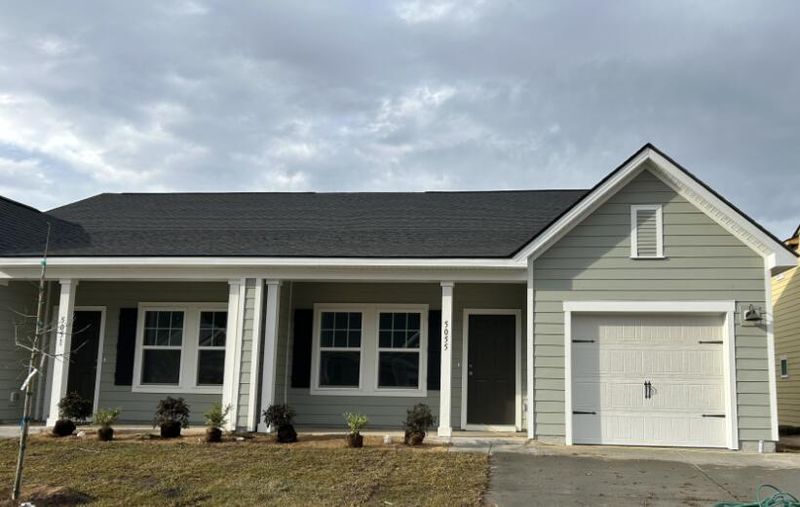 5055 Blackberry Ln, Ravenel, SC 29470